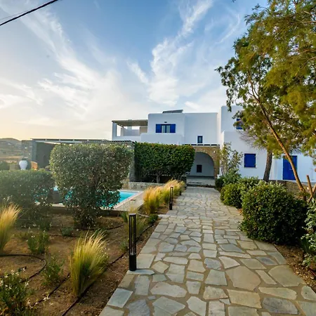 Ohana Paros