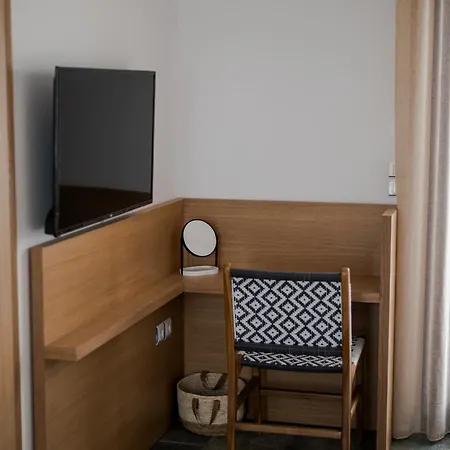 Ohana Paros *