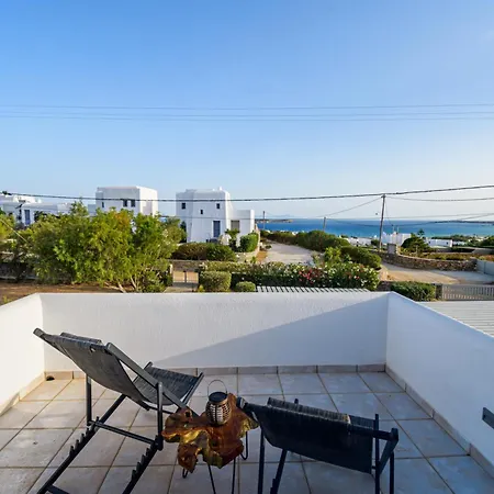 Ohana Paros * Chrisi Akti (Paros)