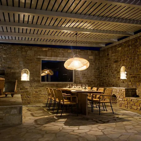 Ohana Paros * Chrisi Akti (Paros)